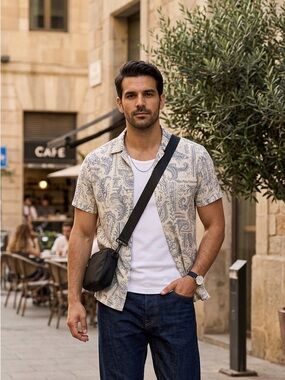 Zara Navy and Cream Patterned Shirt